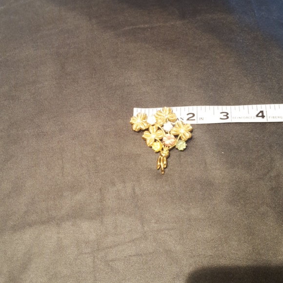 Monet Vintage Flower Bouquet Brooch - Picture 10 of 10